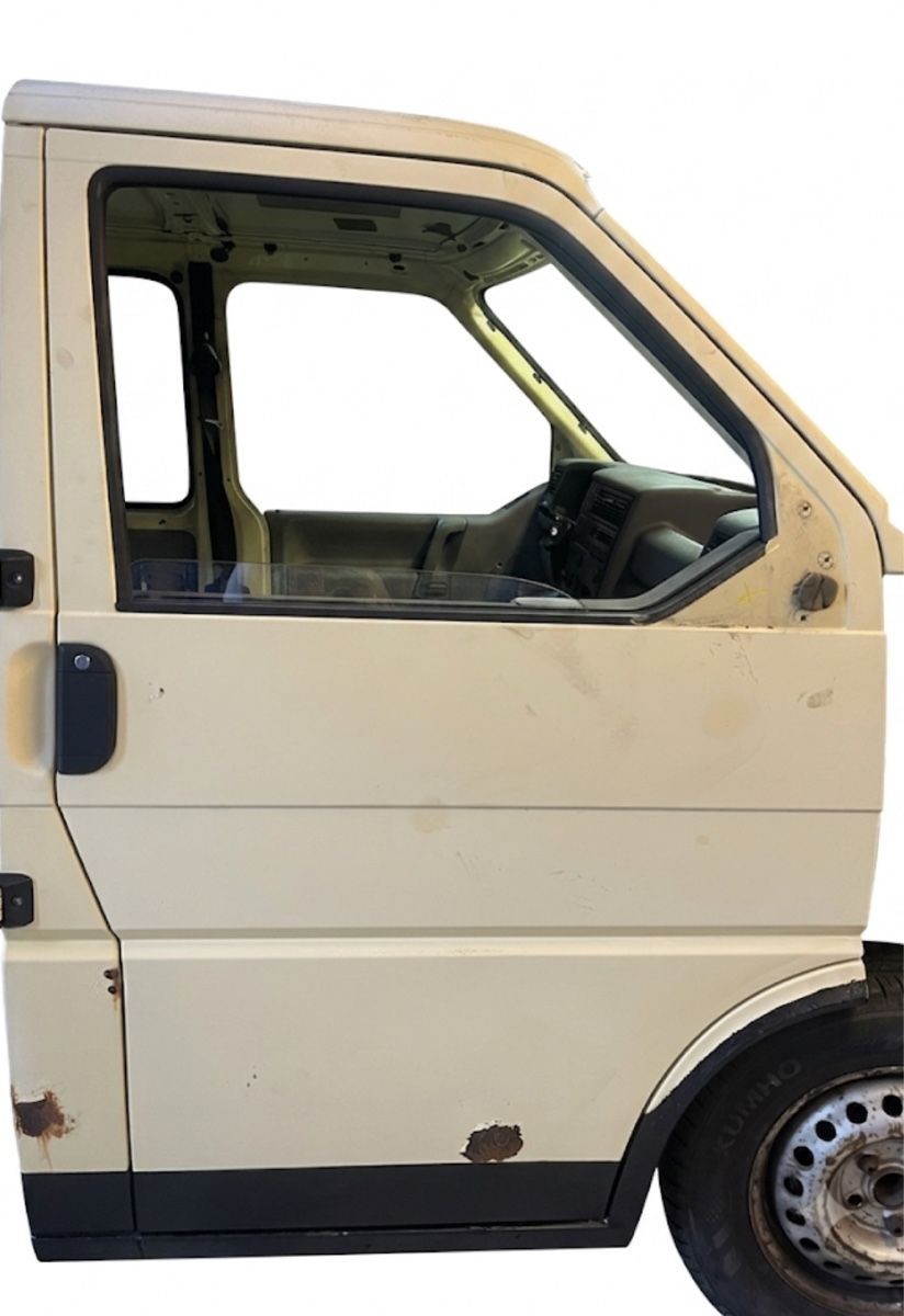 Volkswagen Alle Autoersatzteile: VW T4 Beifahrertüre  – Gebraucht aus Allschwil von Gabi745i