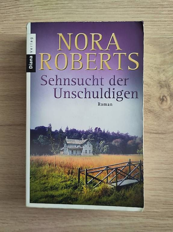 Libri: Nora Roberts - Sehnsucht der Unschuldigen – Usato da Rorschacherberg venduto da c_v_nh92