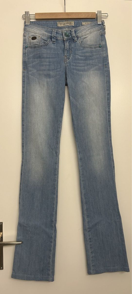 Guess Jeans: Jeans Guess – Usato da Saland venduto da ele_vc96