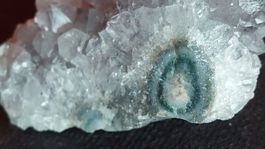 Wunderschöner Amethyst 123 gr. mit aussergewöhnlichen Muster
