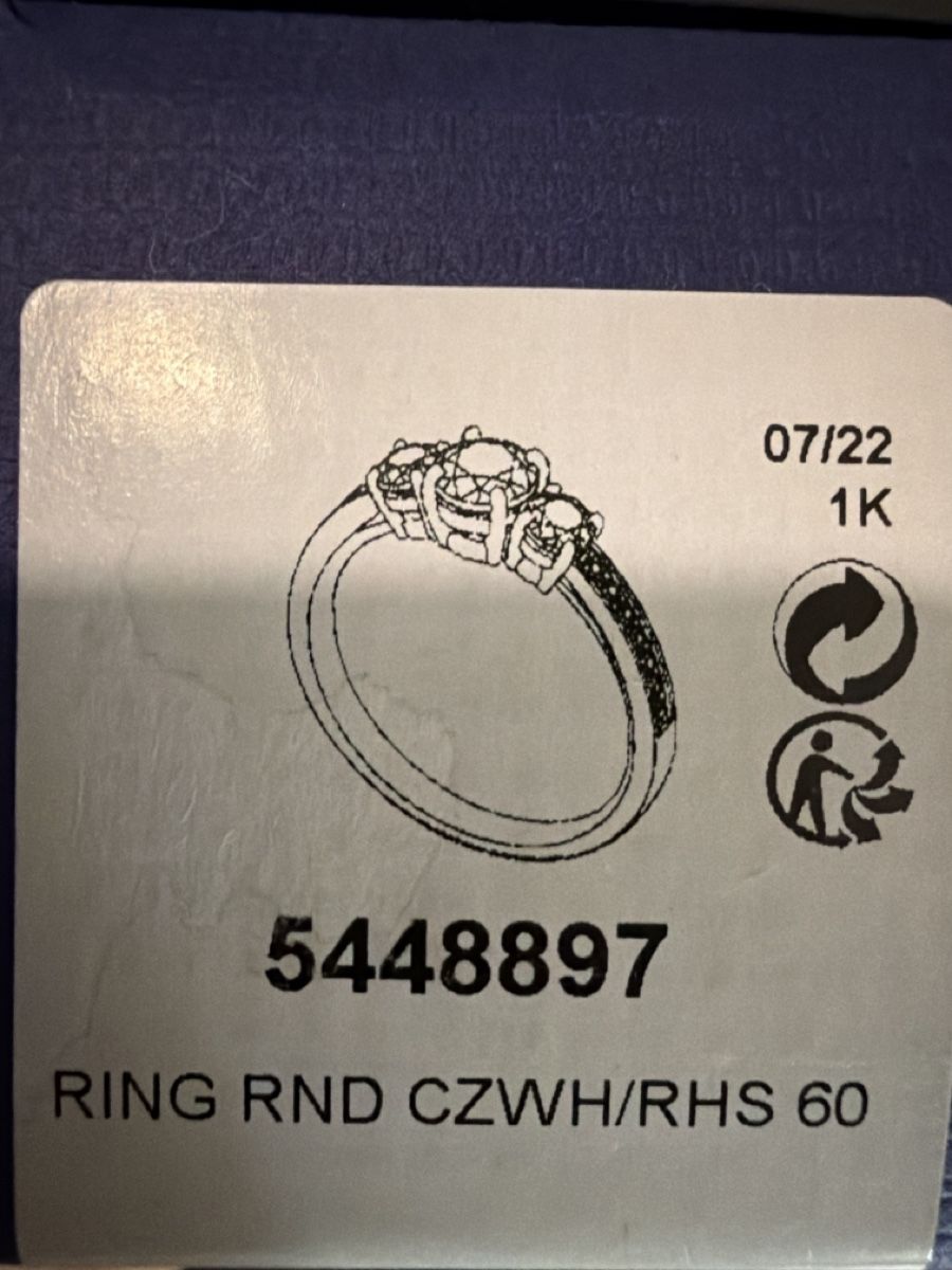 Swarovski Anelli: Swarovski Stilla Attract Ring – Nuovo (secondo la descrizione) da Benken SG venduto da DFplayer12 1