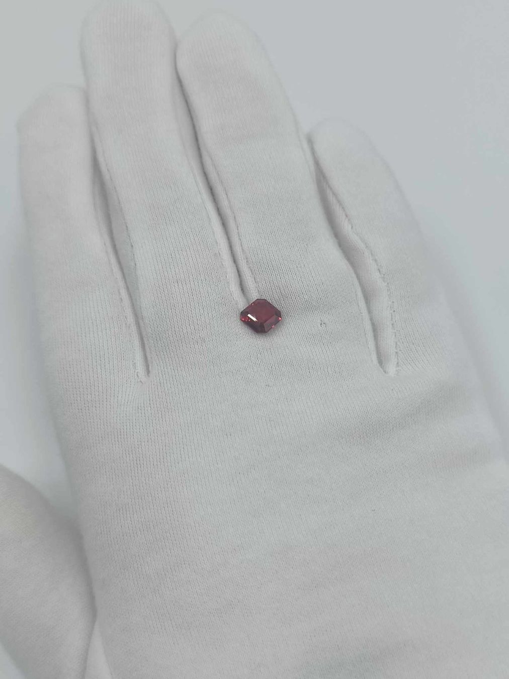 Pietre preziose: 1 ROTER SPINELL 1.16 CT. – Usato da Luzern venduto da EdiGem 3