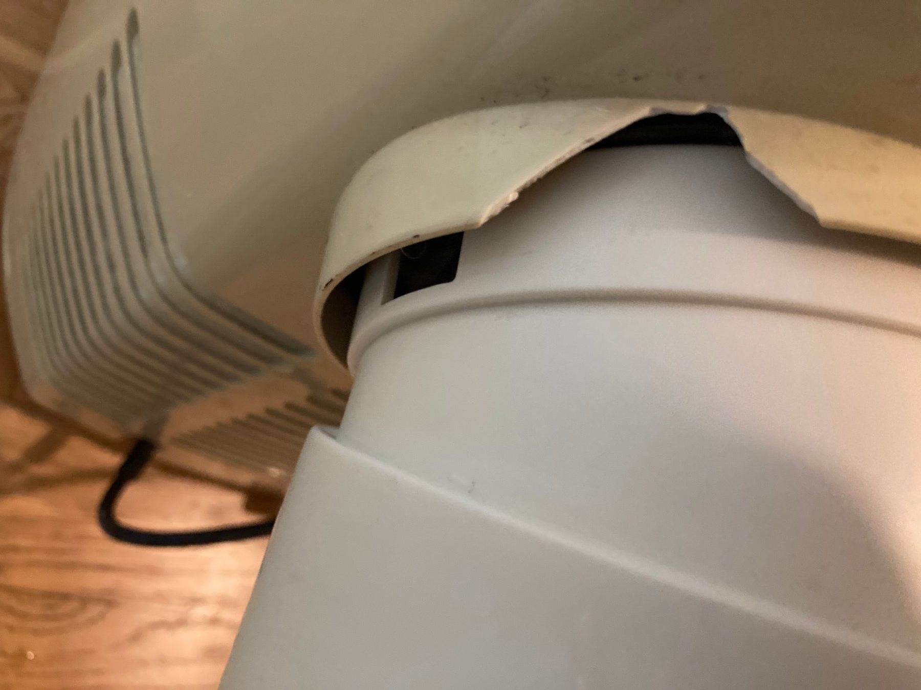Condizionatori: Delonghi PAC N76 – Usato da Glattbrugg venduto da Me1996 3
