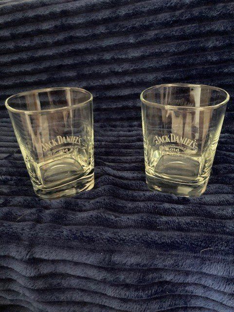 Gläser: 2 schöne Jack Daniel`s Gläser – Neu (gemäss Beschreibung) aus Tentlingen von spider1