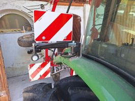 Halterung für Doppelradbeleuchtung John Deere 5R / 5M / 5E