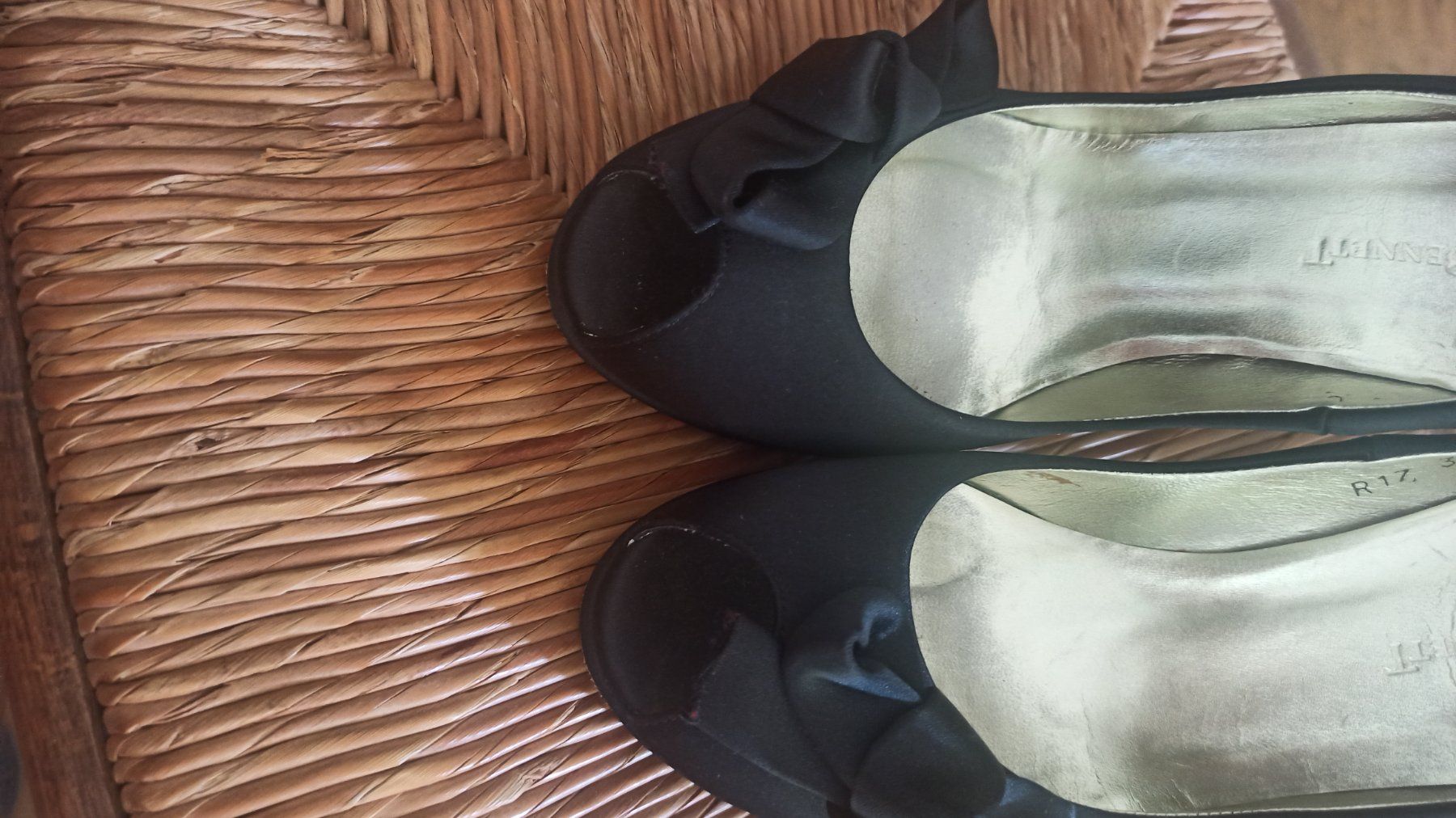 Scarpe da donna: Damen Pumps LK Bennett – Usato da Zürich venduto da mikosi 3