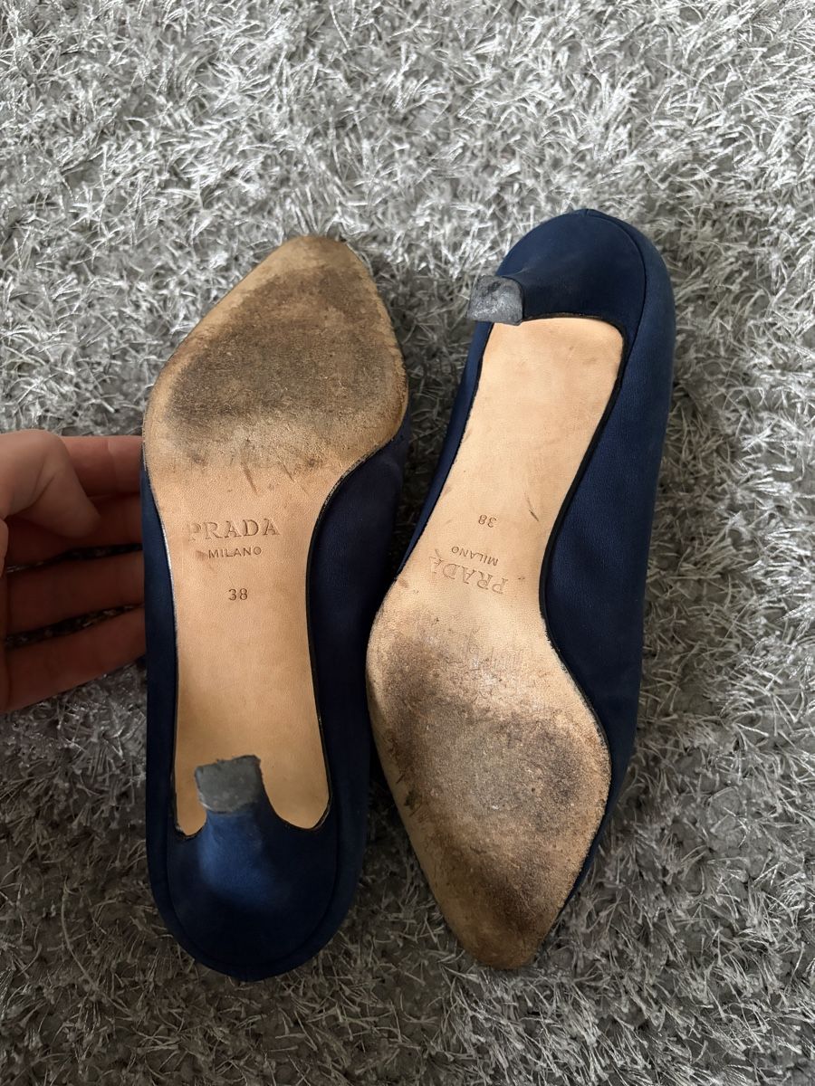 Prada Scarpe da donna: Prada Milano Navy Blue Heels – Usato da Brislach venduto da edu_t6pq 7