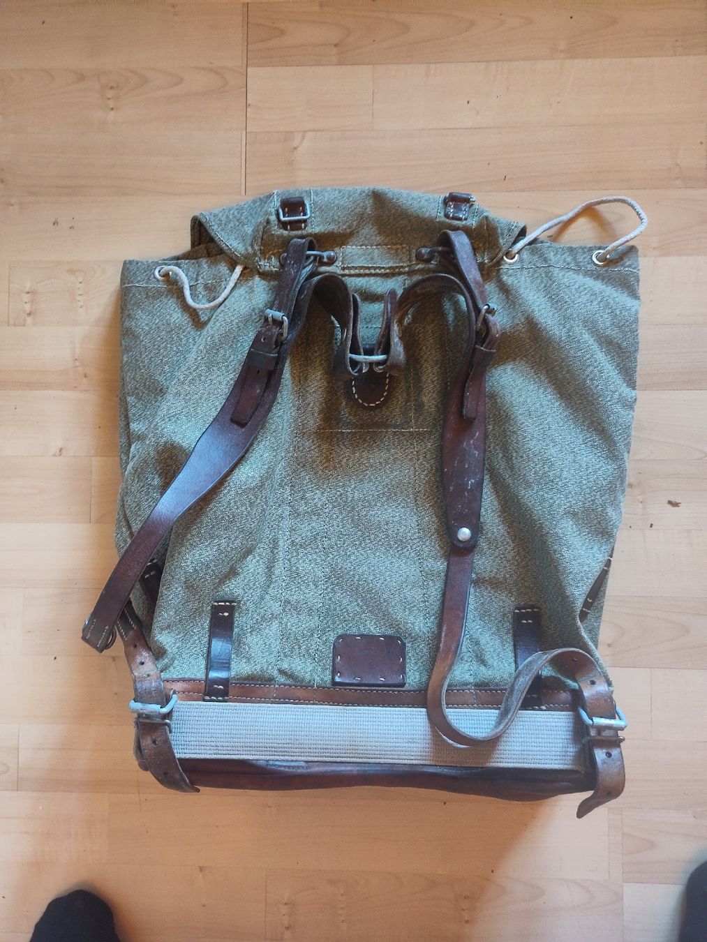 Schweizer Armee Zaini: Militär Rucksack – Usato da Feldis/Veulden venduto da 94BAM 1