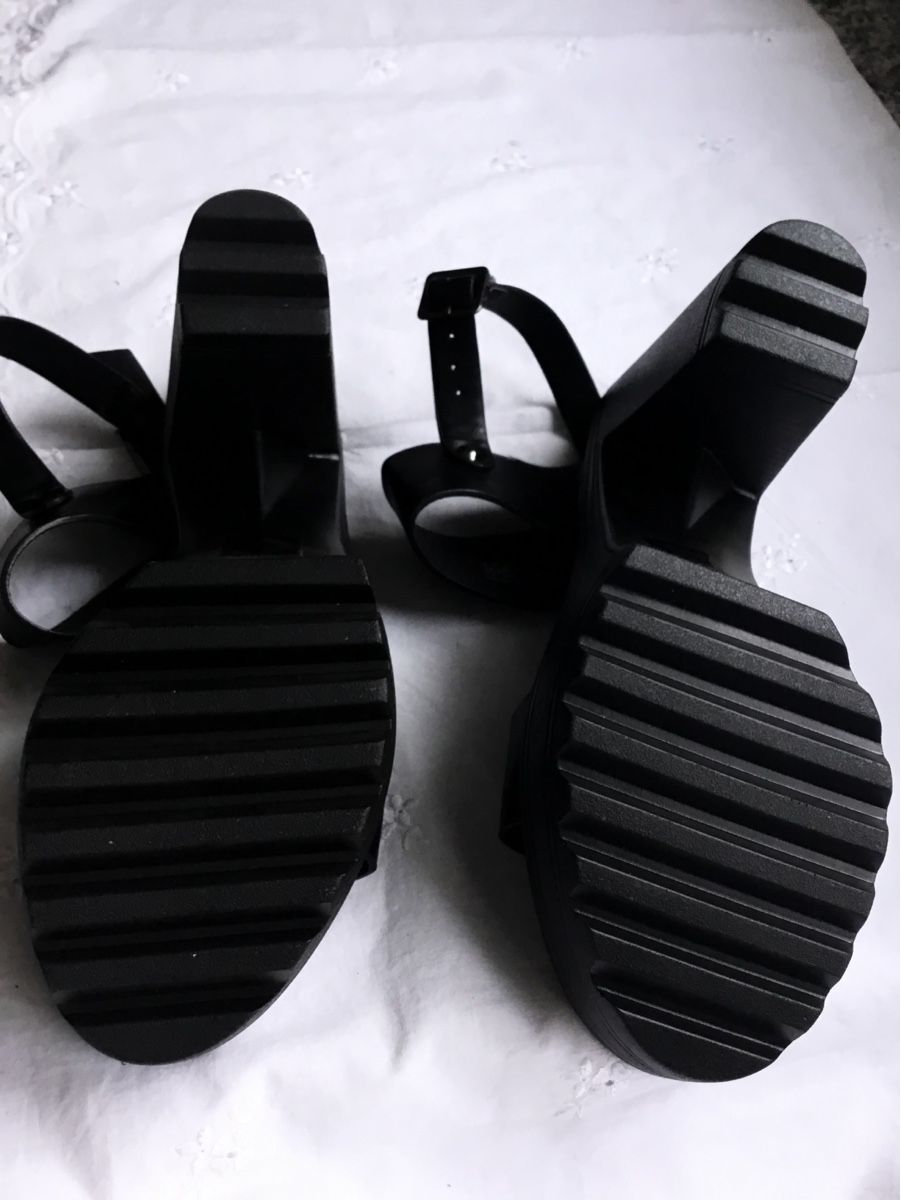 Scarpe da donna: Sandalen schwarz – Nuovo (secondo la descrizione) da Uitikon-Waldegg venduto da Dmelchionna 2