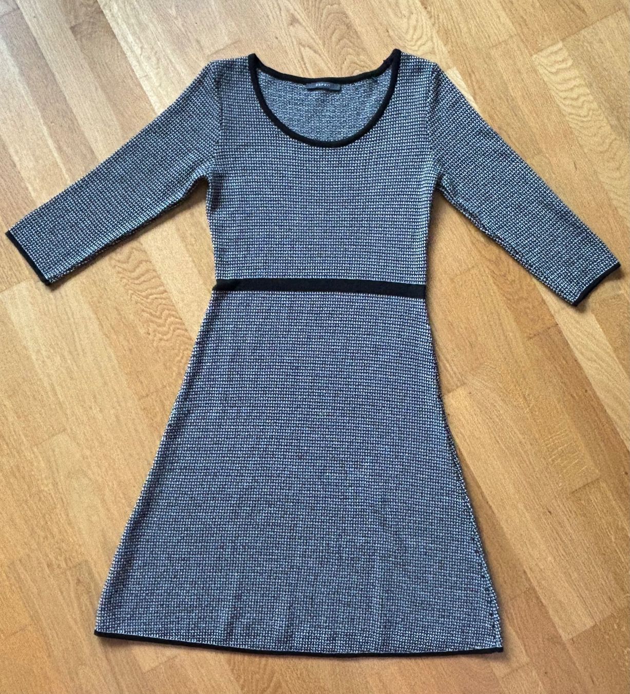 Esprit Vestiti: Langarm Kleid von ESPRIT – Usato da Zürich venduto da Tzhkely24 3