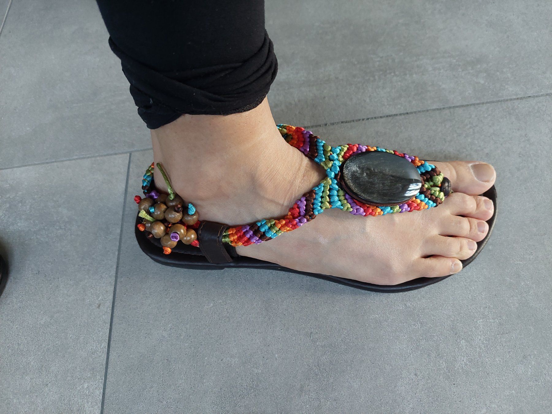 Scarpe da donna: Schöne Sandalen / Flip Flops Grösse M – Nuovo (secondo la descrizione) da Wiesendangen venduto da troawus 2