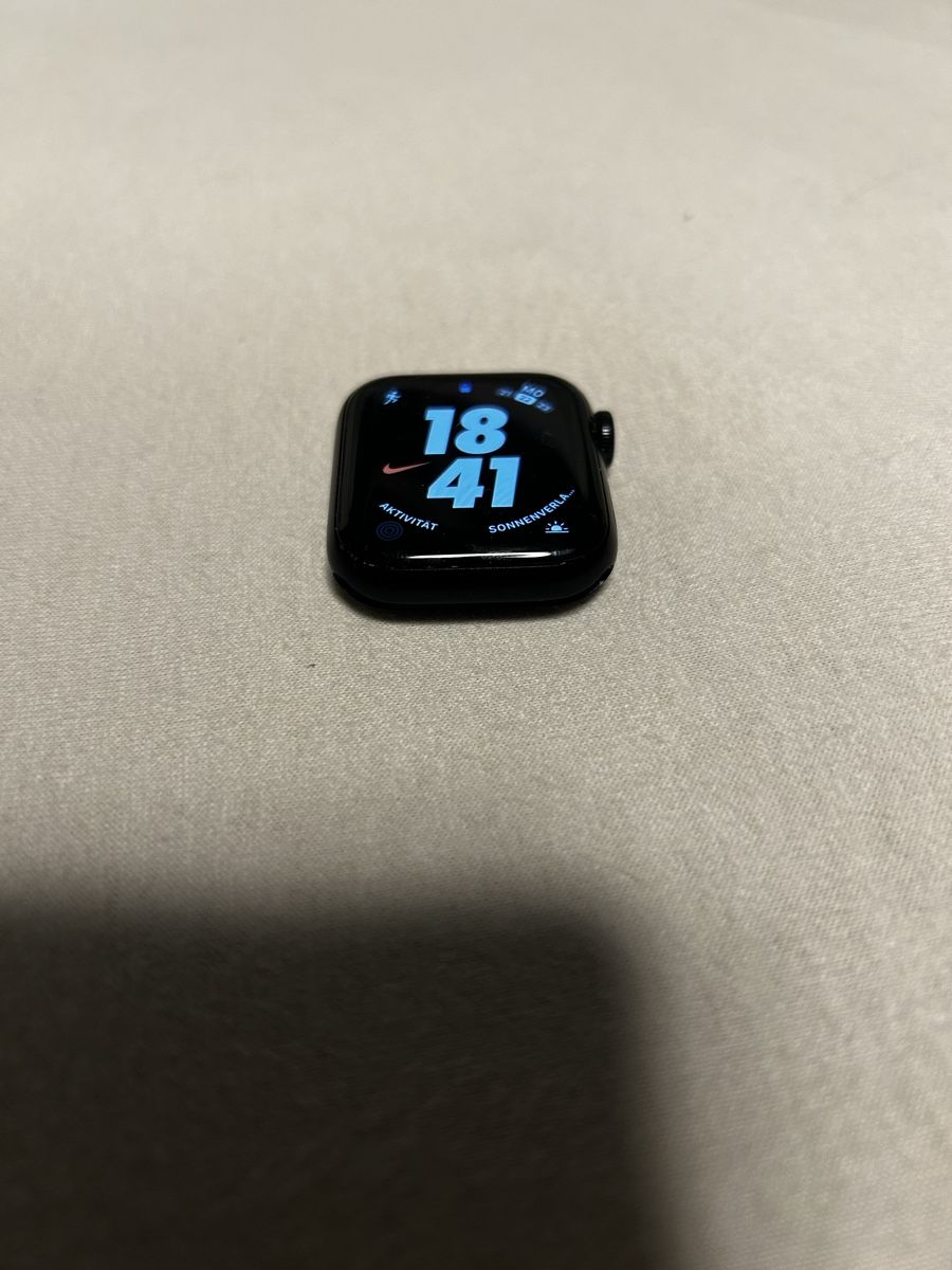 Apple Smartwatch: Apple Watch SE 2. Generation, 40 mm, GPS – Usato da Wangen b. Olten venduto da len_7ltd