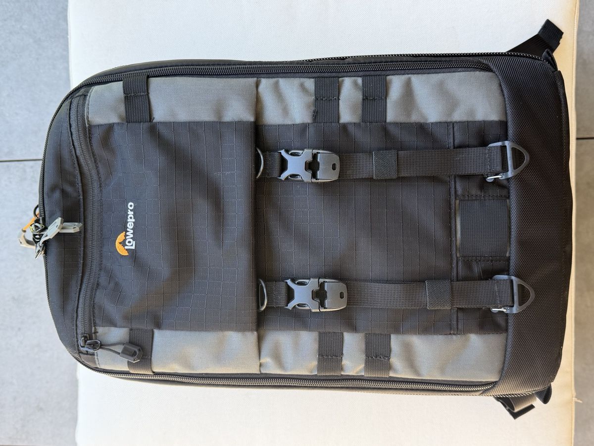 Lowepro Zaini: Lowepro Protrekker BP350 AW2 Camera Backpack – Nuovo (secondo la descrizione) da Zürich venduto da gar_g2fc