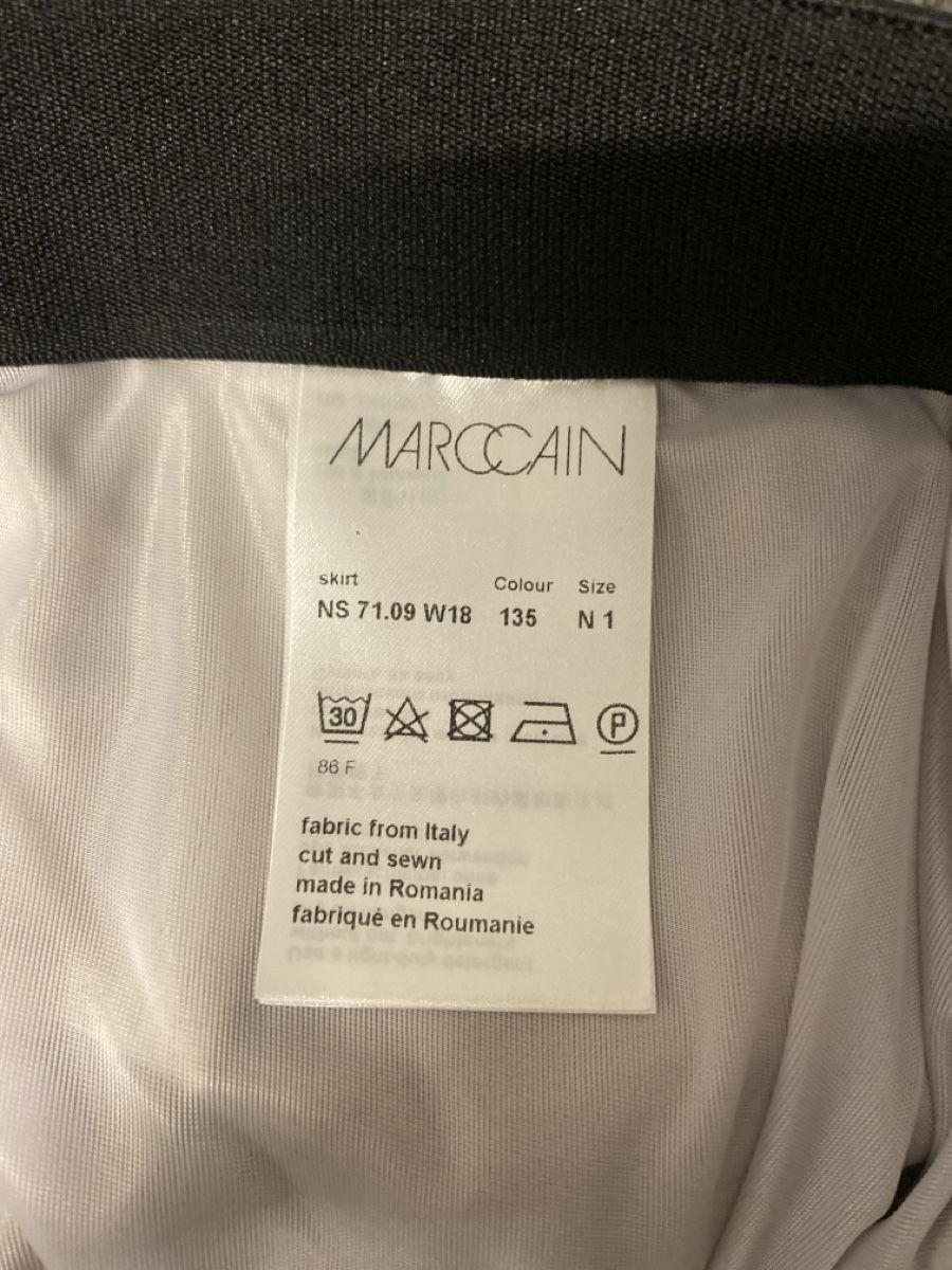 Marc Cain Röcke: Rock von Marc Cain Sport – Neu (gemäss Beschreibung) aus Stallikon von hexe14 5