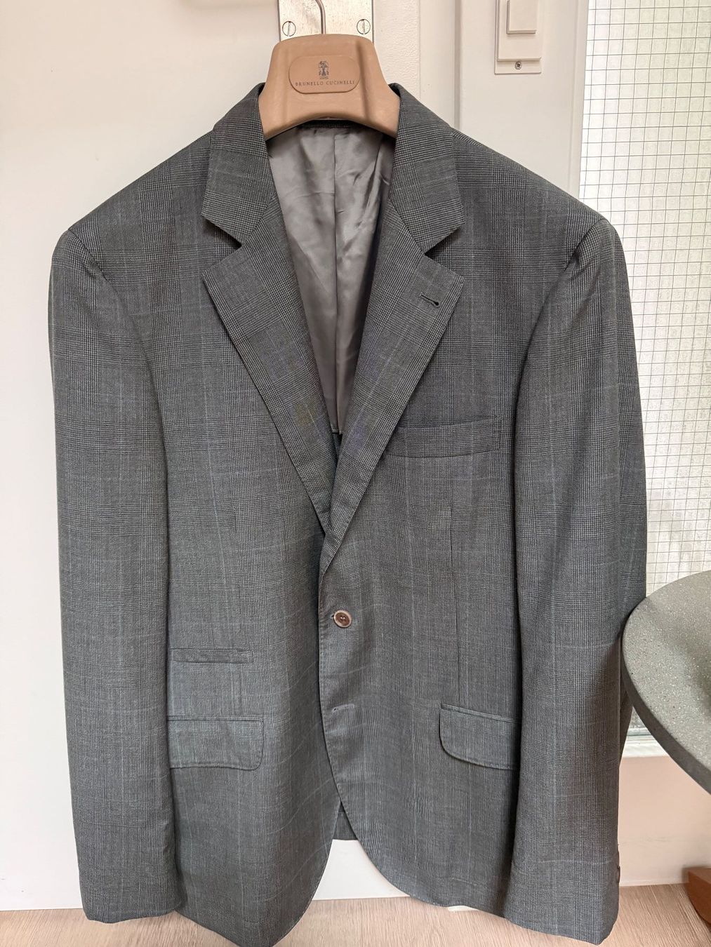 Brunello Cucinelli Completi: Brunello Cucinelli  Sakko Herren Grösse 52 – Nuovo (secondo la descrizione) da Oberwil b. Zug venduto da hallihallo12