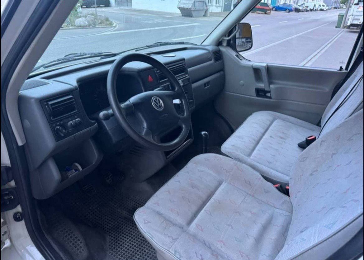 VW Automobili: VW Bus T4, TDI 2.5. 2001, – Usato da Bottmingen venduto da soulfever 7