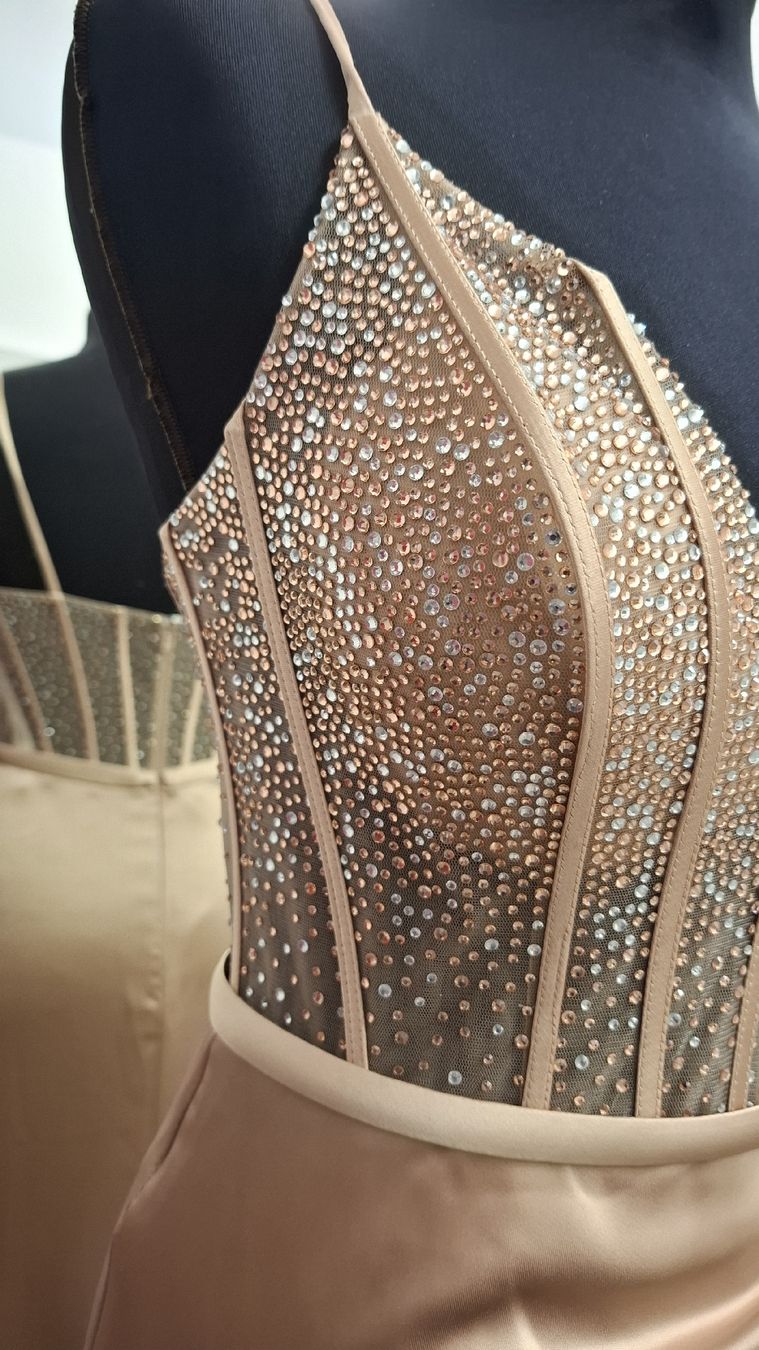 Vestiti: Abendkleid Gold  – Nuovo (secondo la descrizione) da Uster venduto da VMT. 3