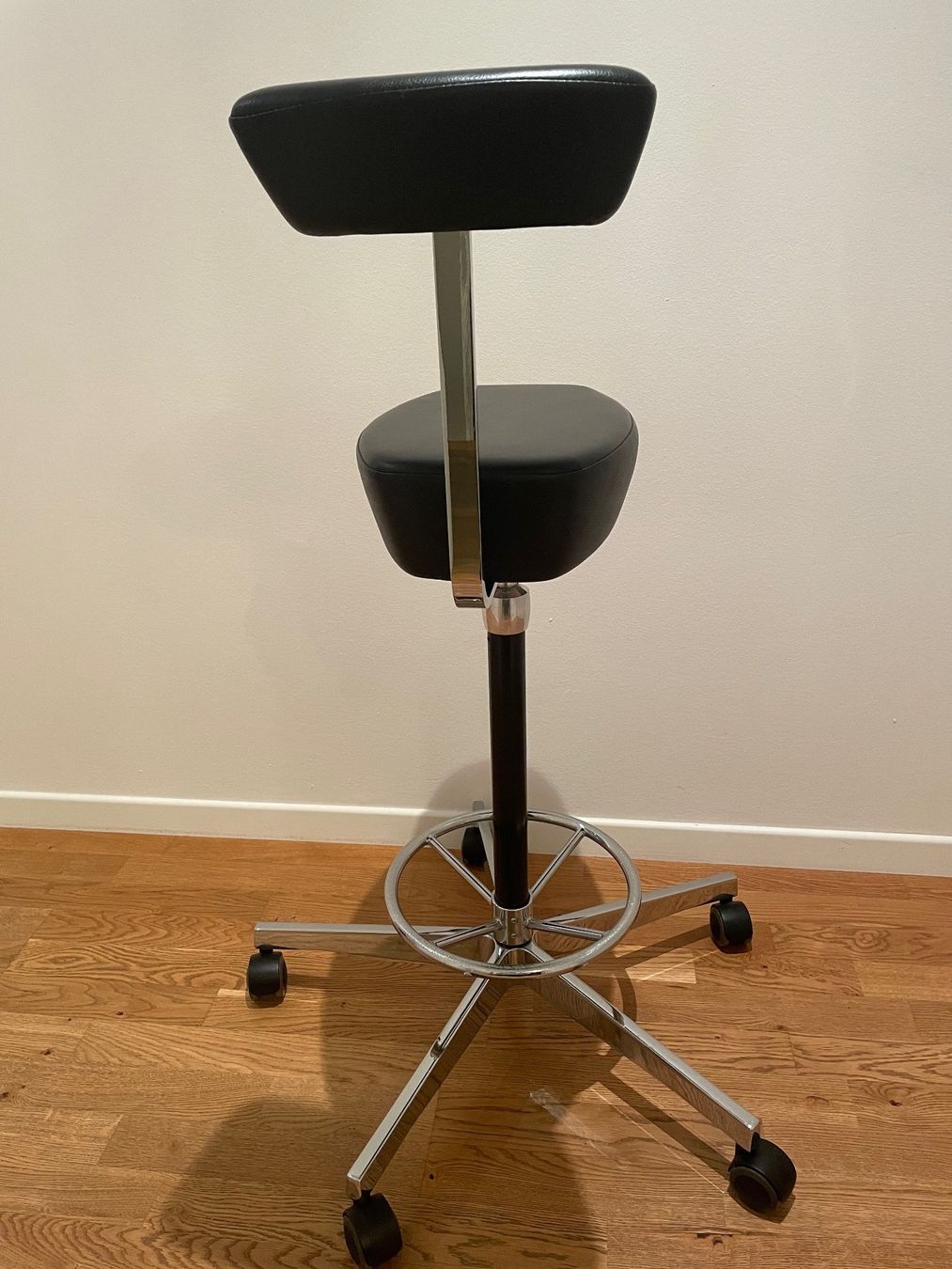 Vitra Poltrone: Original Vitra Nelson Stuhl Sessel Leder – Usato da Niedergösgen venduto da wlo_wdm2 1