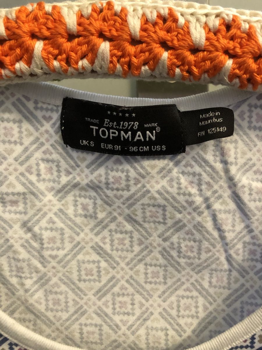 T-shirt: Topman Tanktop Grösse S - Sommerlich cooles Muster – Usato da Vogelsang AG venduto da villa9 4