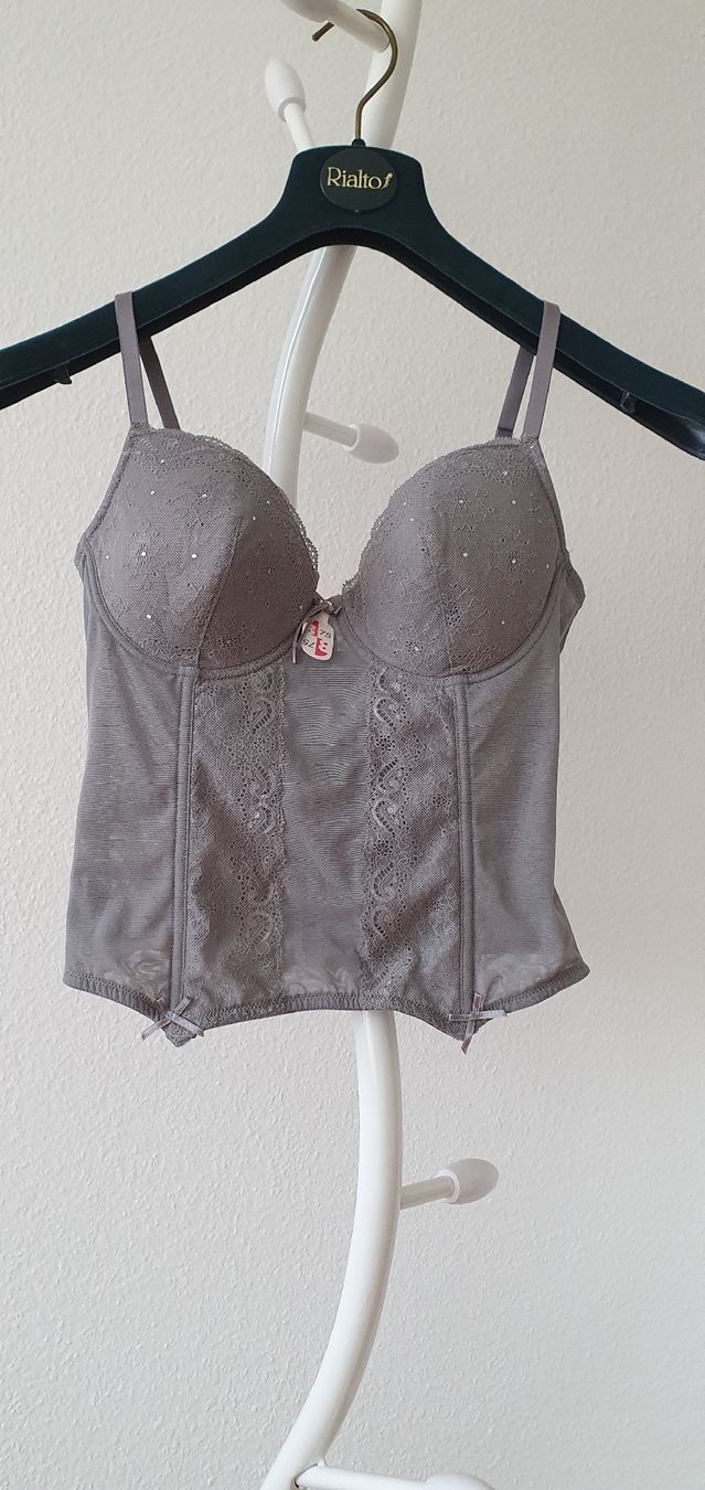 Altra biancheria intima: Neuwertiges Grau Bustier Gr. 75B – Nuovo e nell'imballaggio originale da Bern venduto da fede736