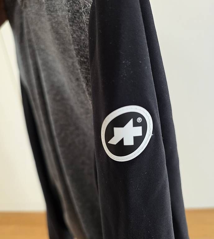 Giacche: Assos Offroad Jacke Trail Gr.L – Usato da Brunnen venduto da Rodge 1