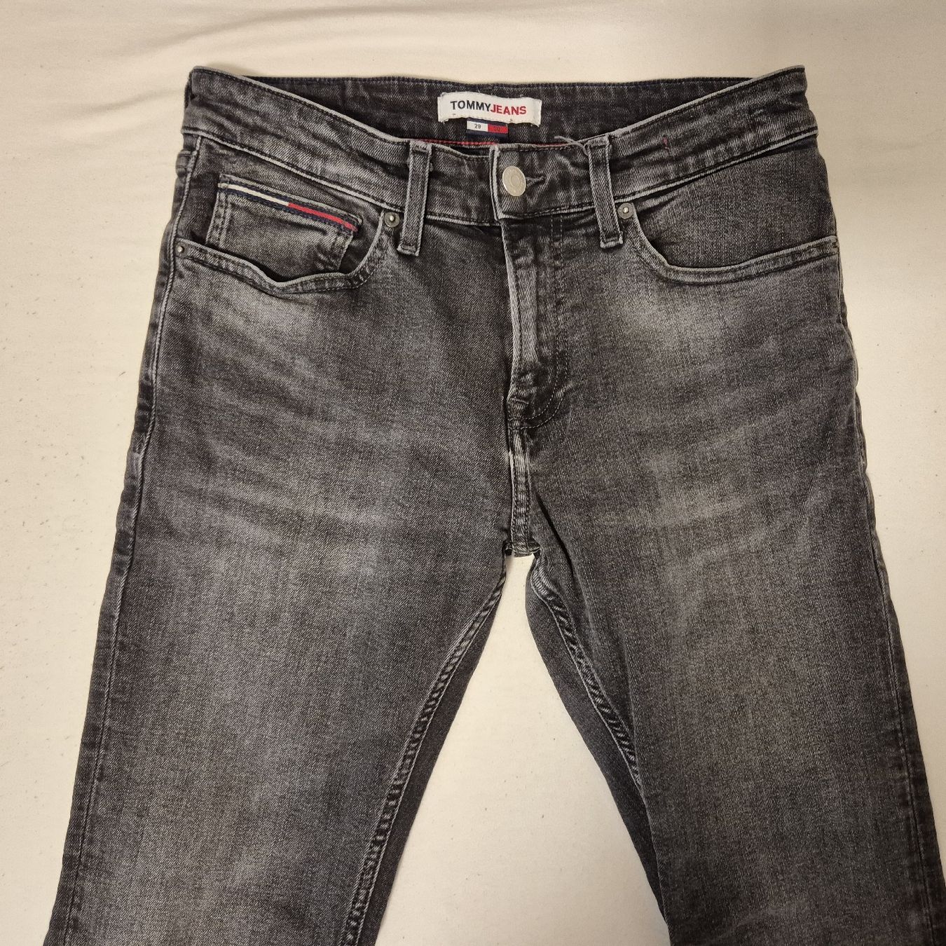 Tommy Hilfiger Jeans: Tommy Jeans 29 / 30 Scanton Slim – Gebraucht aus Adliswil von Mbmarc