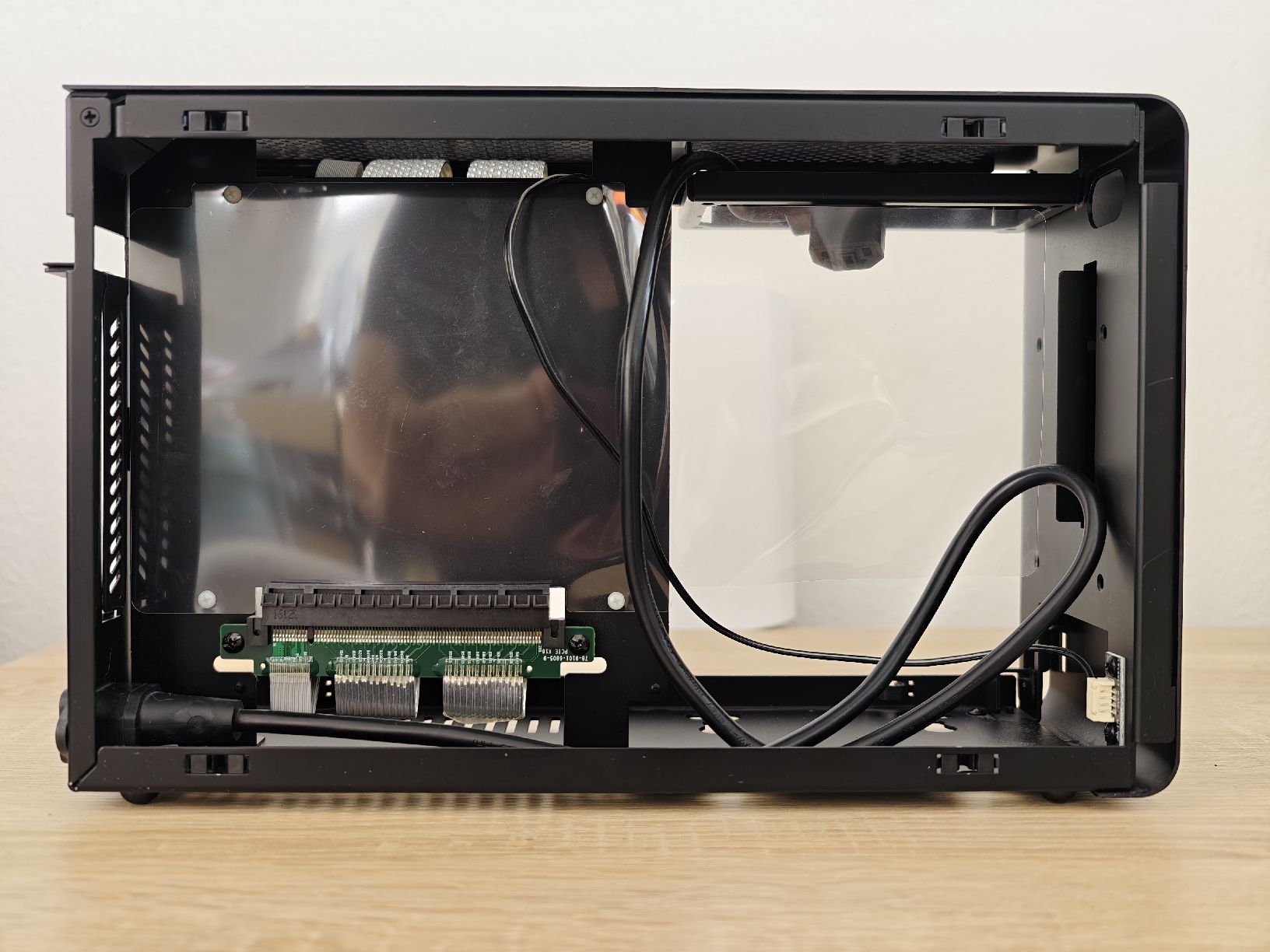 Lian Li Boîtiers: DAN Case A4-SFX V1 Mini-ITX – D'occasion à Luzern par gabriel.z 4