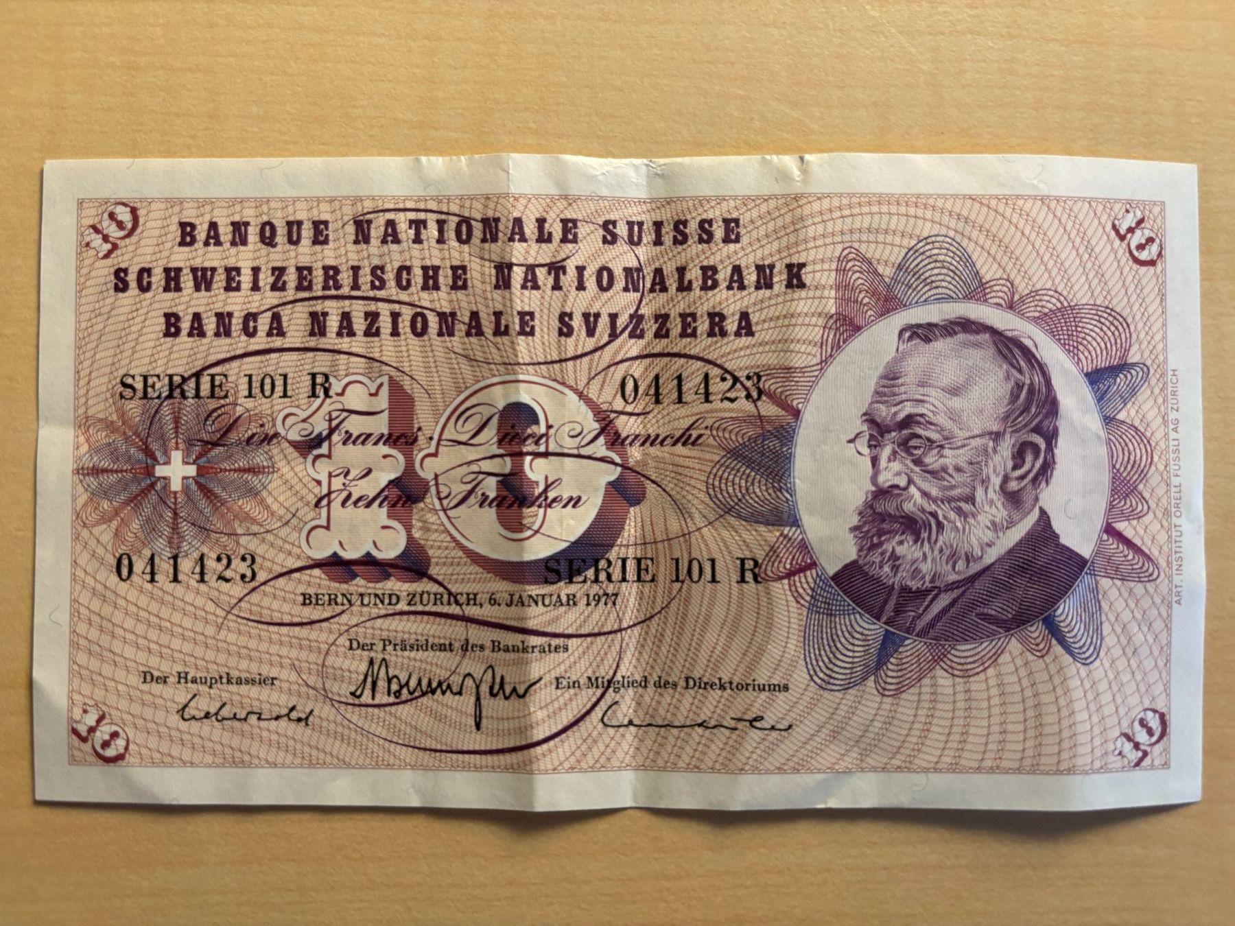Banconote: Banknote Schweiz  10 Franken 1977 – Usato da Ruggell venduto da spalkur42