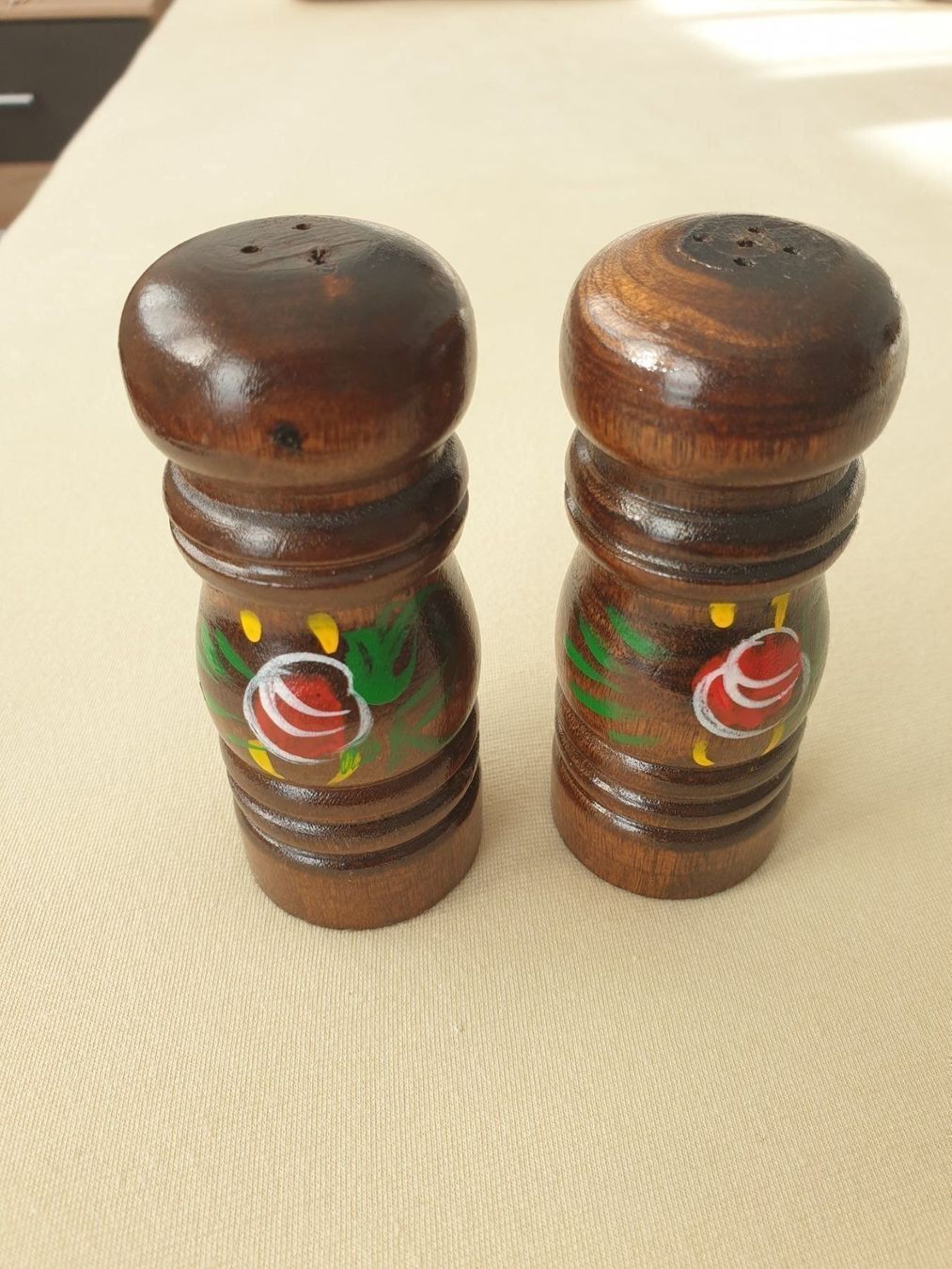 Tutte le decorazioni: Salz- und Pfefferstreuer bemalt – Usato da Gams venduto da tischi97