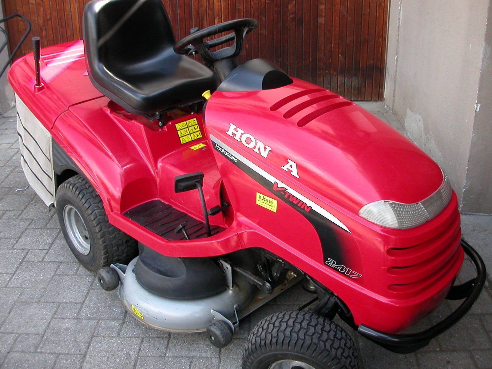 Tagliaerba: Honda Rasentraktor HF2417 – Usato da jenins venduto da Falknis3 1
