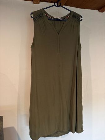 Sommerkleid von Cecil in olivgrün Gr. L