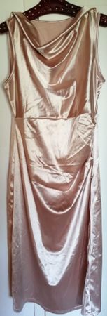 Damen Kleid Roségold Grösse XL.Zustand neuwertig