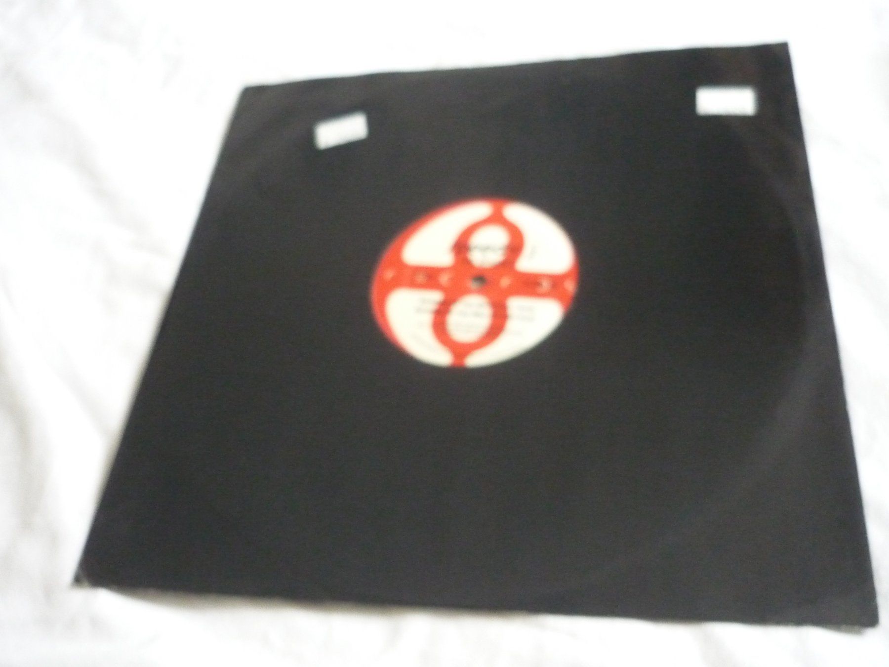 Dischi in vinile: Rare Techno Vinyl - Speedy J the Remixes - Pullover – Usato da Beringen venduto da Flatretriever