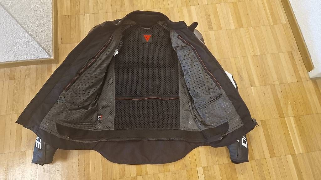 Giacche: Dainese lederjacke  – Usato da Dielsdorf venduto da Phil.f712 1