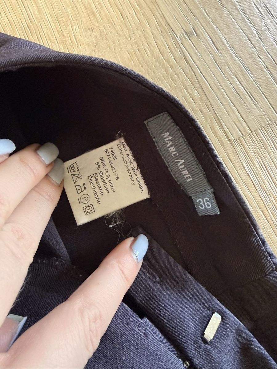 Pantaloni: Marc Aurel Hose Gr.36 Bootcut Style Business chic  – Usato da Staad SG venduto da Chirrari 3