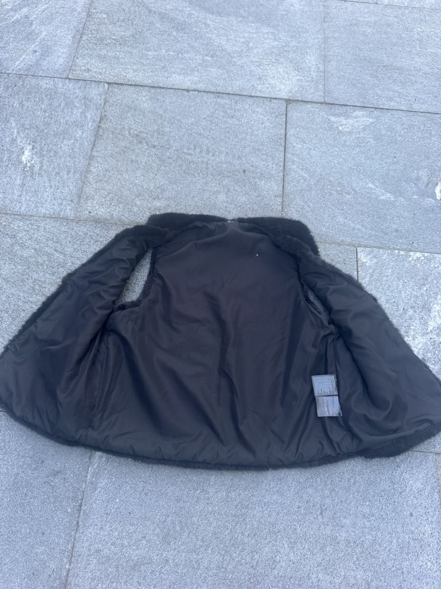 Gilet & Giacche senza maniche: Schwarze Kunstpelz-Weste Damen Size S – Usato da Muri b. Bern venduto da ann_g287 2
