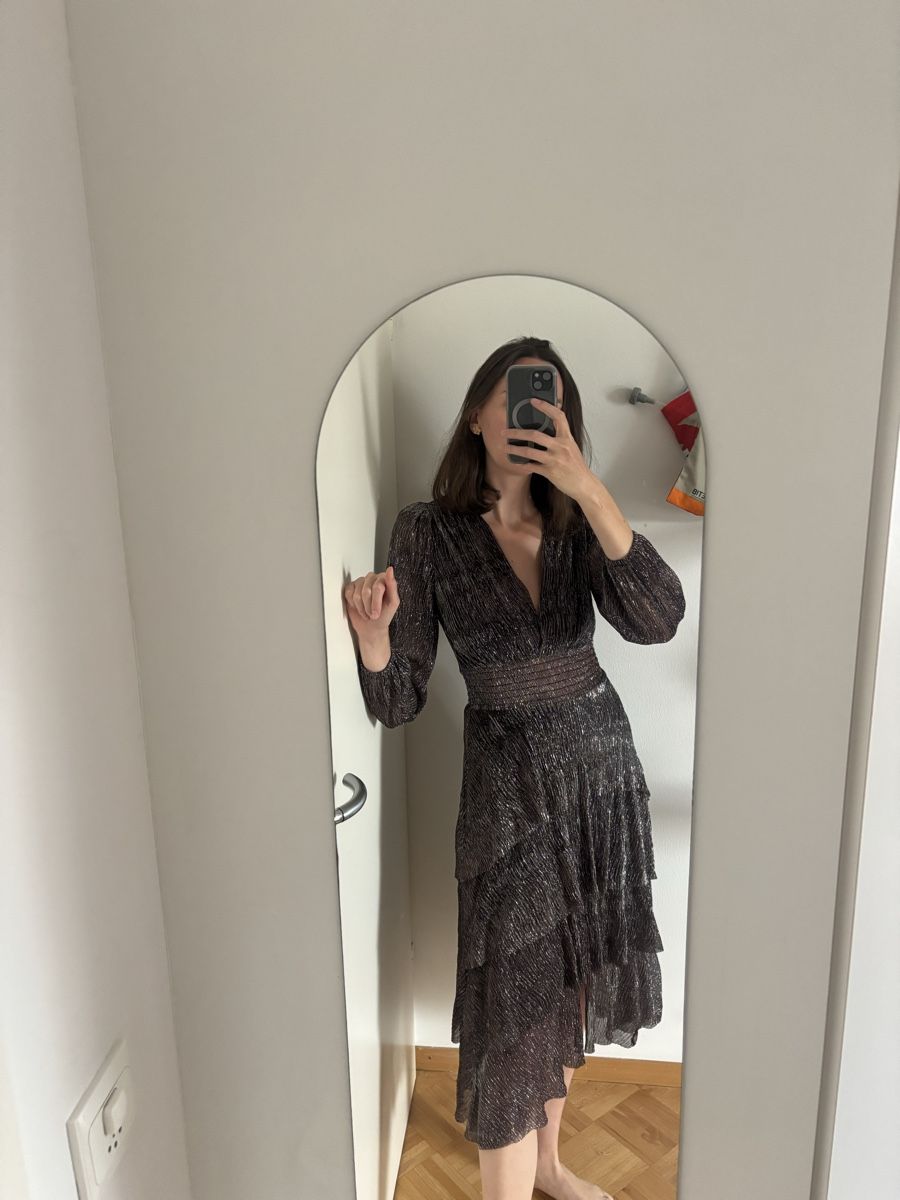 Maje Kleider: MAJE Fall Dress, size 36, Tiered Ruffle Midi - Chic! – Neu und originalverpackt aus Genève von Bella_909 3