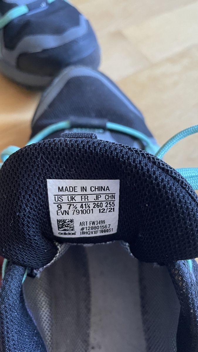 Adidas Scarpe da donna: Adidas Outdoor- & Wanderschuhe – Usato da Bern venduto da jojoo.e 3