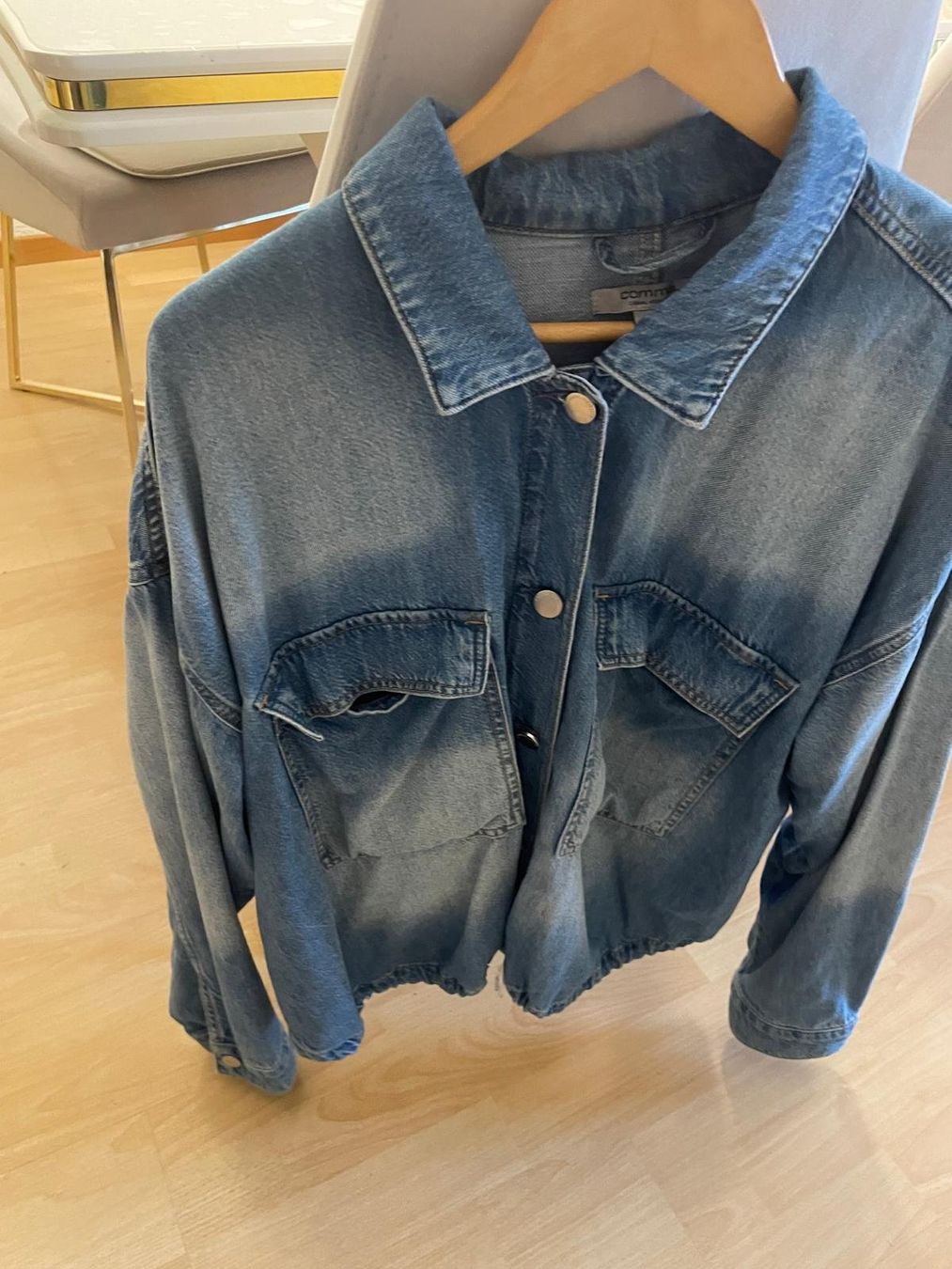 Comma Giacche: Damen COMMA Jeans Jacke Gr:44 – Usato da Biel/Bienne venduto da MariMari05
