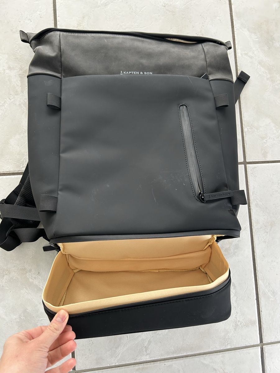 Kapten & Son Zaini: Kapten & Son Rucksack Helsinki all Black – Usato da Kappel SO venduto da Loli84 1