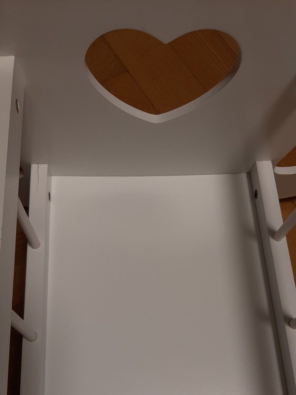 Giocattoli: Puppenbett aus Holz – Usato da Basel venduto da dina0105 4