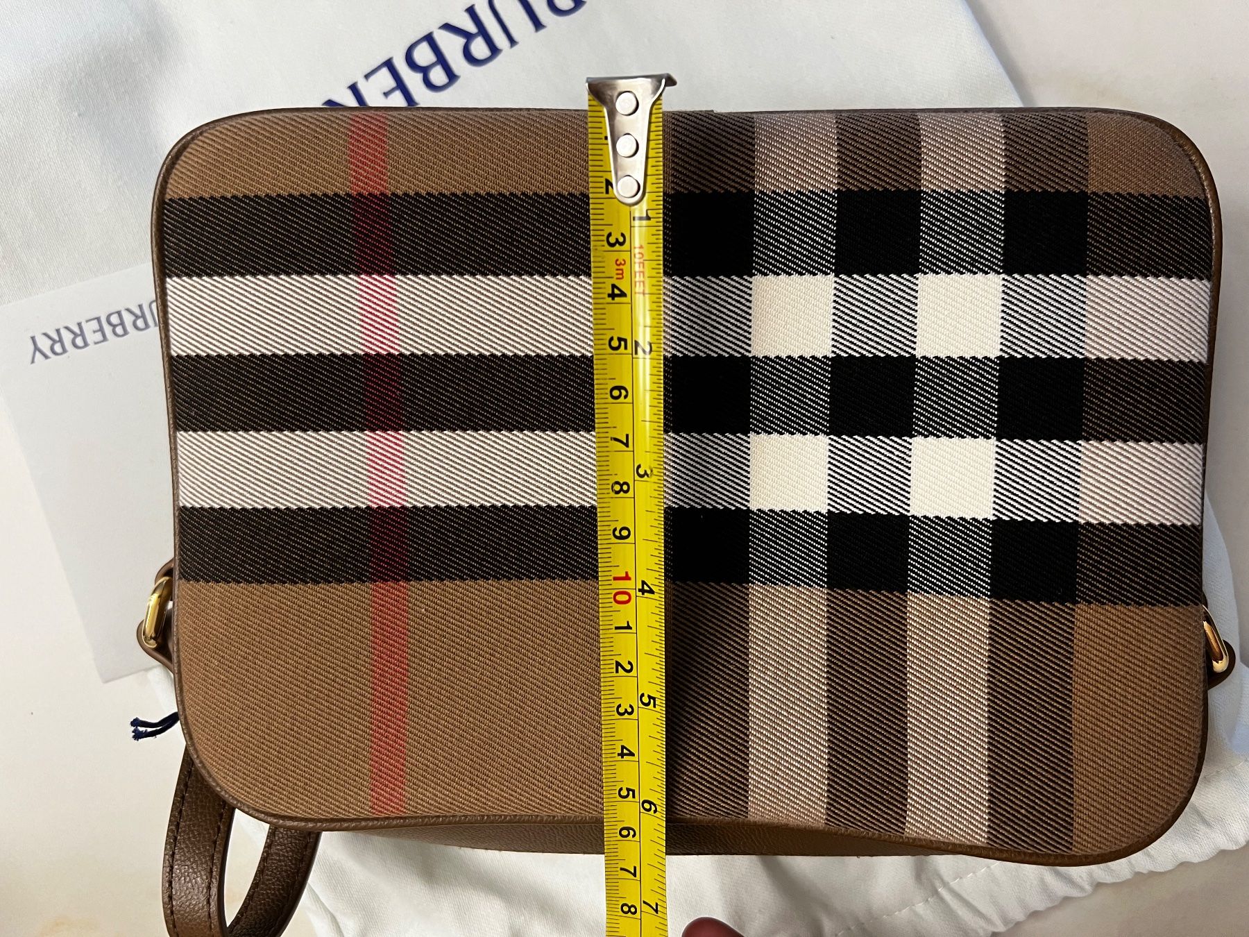 Burberry Borse: NEU! Burberry Check Camera Bag inkl. Staubbeutel – Nuovo e nell'imballaggio originale da Döttingen venduto da Swissquisite 5