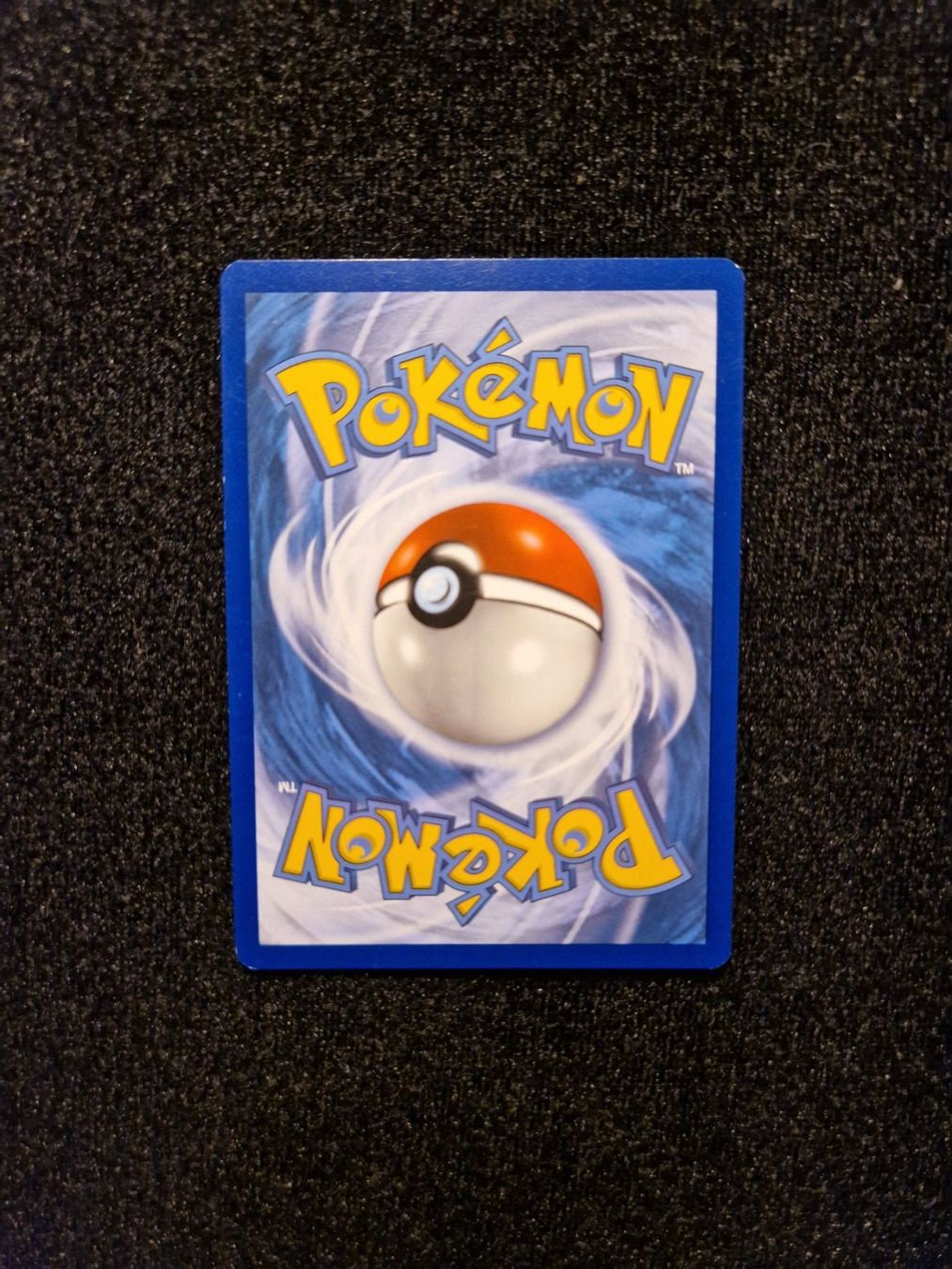 Pokémon Sammelbilder & Trading cards: Pikachu 241/236 Cosmic Eclipse Holo - LP - FR – Gebraucht aus La Chaux-de-Fonds von LVMF 5