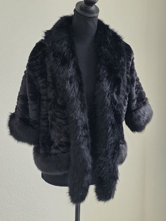 Kunstpelz Jacke/ Bolero schwarz Kurzmantel Gr. M neuwertig