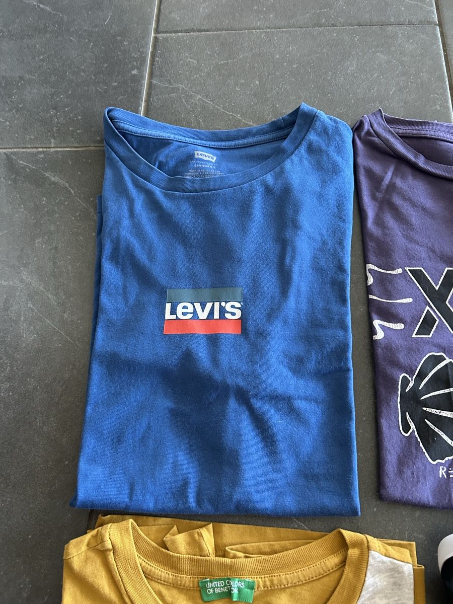 Camicie, T-shirt & Polo: T-shirts, 9 paar – Usato da Dübendorf venduto da Ecacace 1