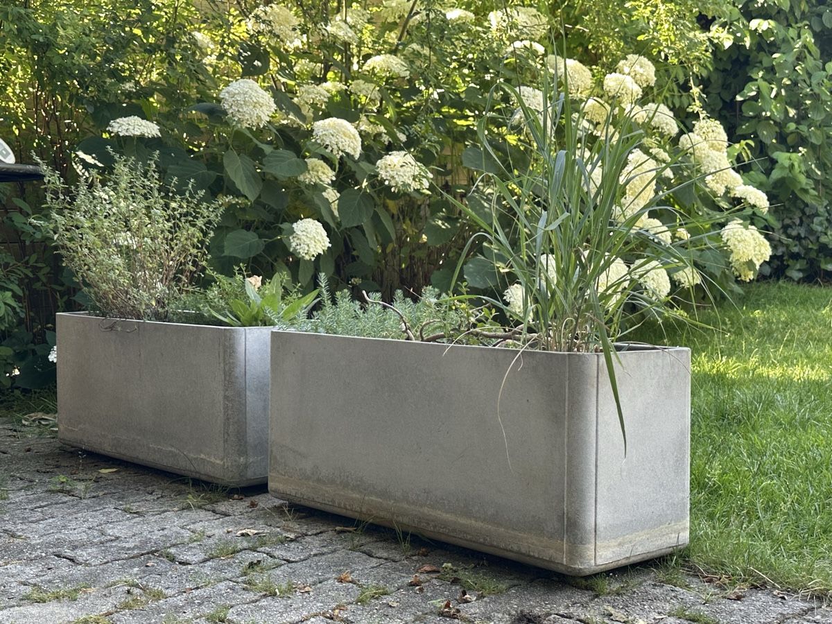 Eternit Pots de fleurs: Eternit Delta  – D'occasion à Herrenschwanden par Coke_15