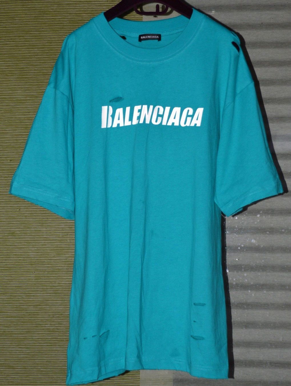 Balenciaga T-shirt: T-Shirt Balenciaga – Usato da Collonges venduto da Auganien 5