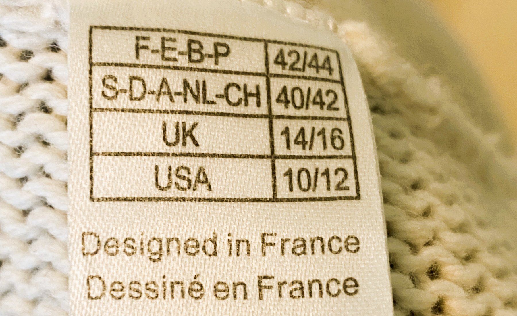 Giacche: Edéis Strickjacke Baumwolle & Wolle mit Duffle Toggle 42 – Usato da Allschwil venduto da Flaneur_de_Mode 5