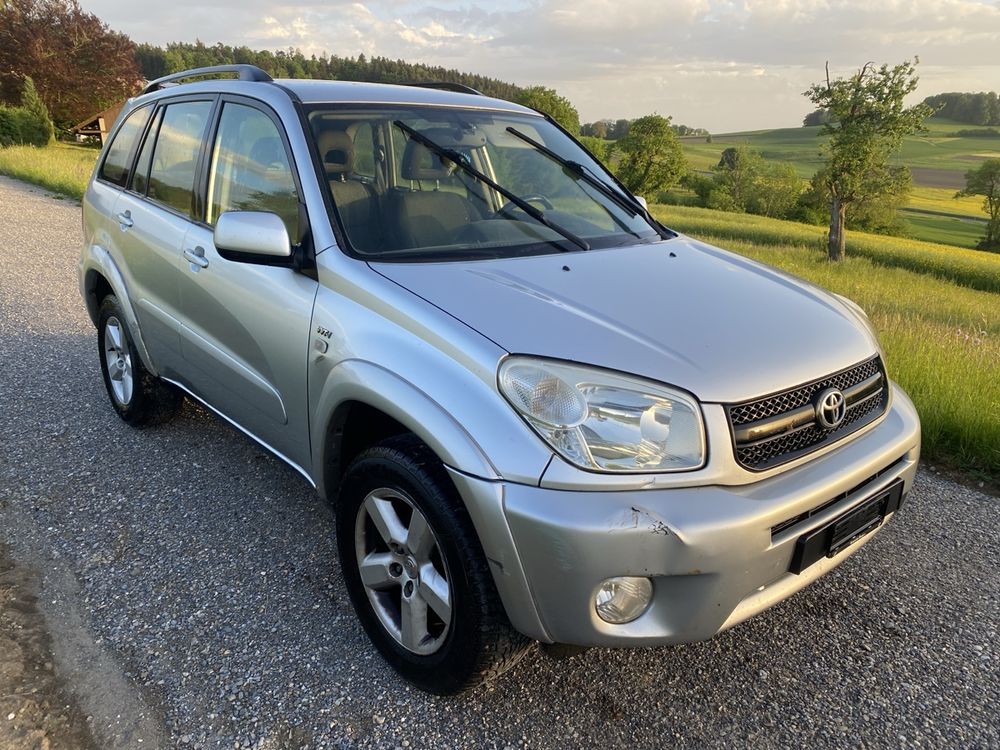 Toyota RAV4, Jahrgang 2004, Allrad, 333'825 km (Gebraucht) in Bülach ...