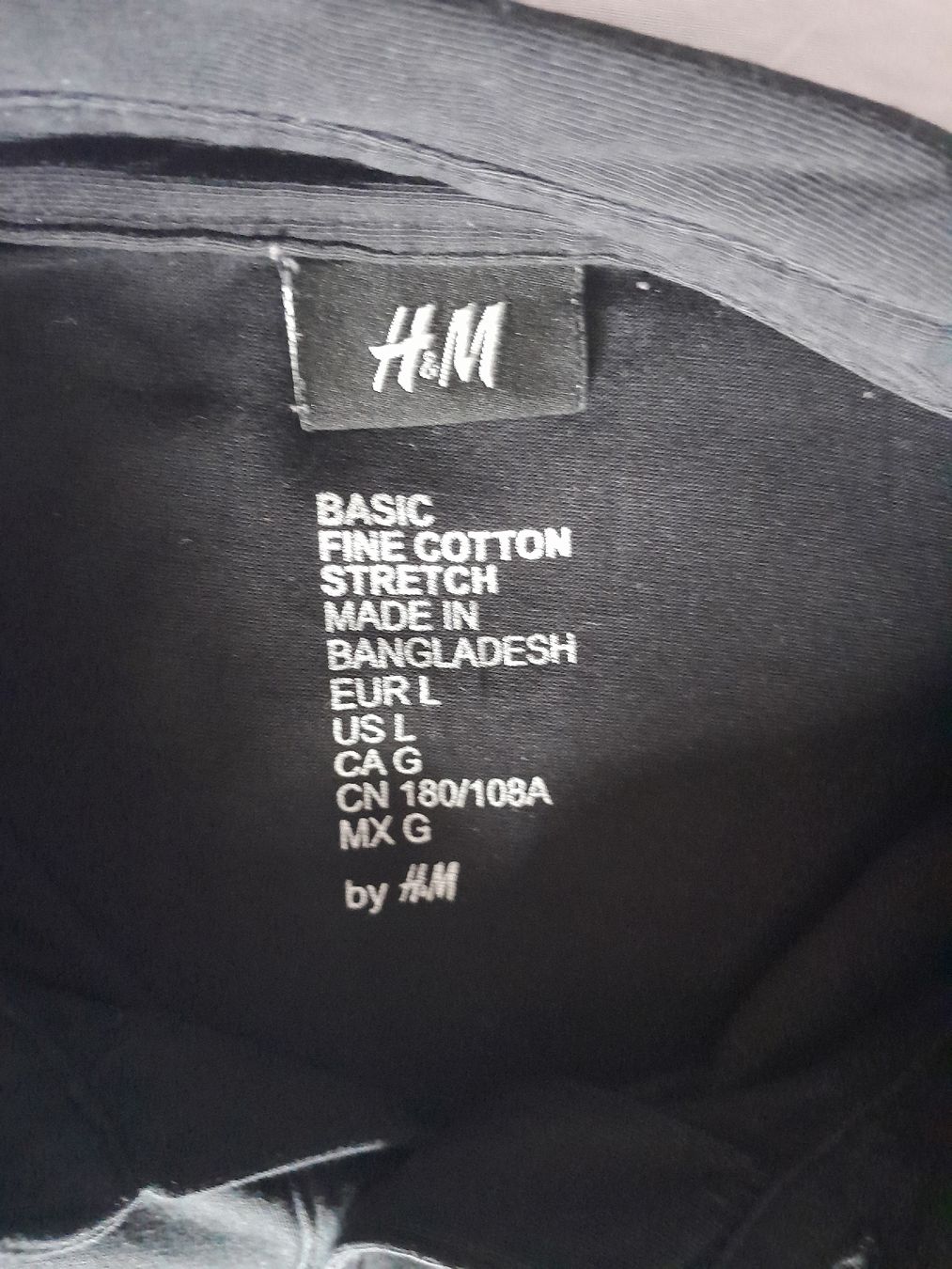H&M Polos: polo H&M slim fit taille M – D'occasion à Genève par ang_fd8z 2